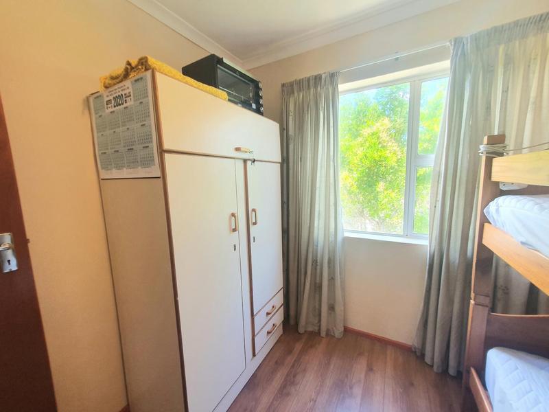 2 Bedroom Property for Sale in Middedorp Western Cape